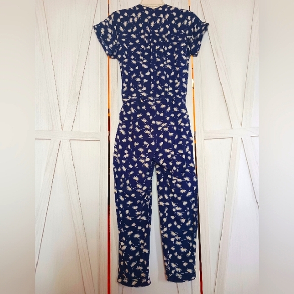 FINAL SALE! Old Navy Blue & White Dandelion Print Jumpsuit - S - Picture 9 of 11